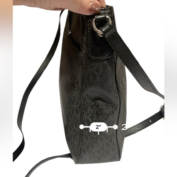 Michael Kors jet set messenger travel bag crossbody or shoulder bag MK logo - Picture 6 of 12